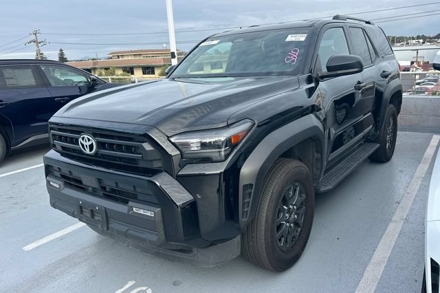 Used 2025 Toyota 4Runner SR5 AWD/4WD image 1