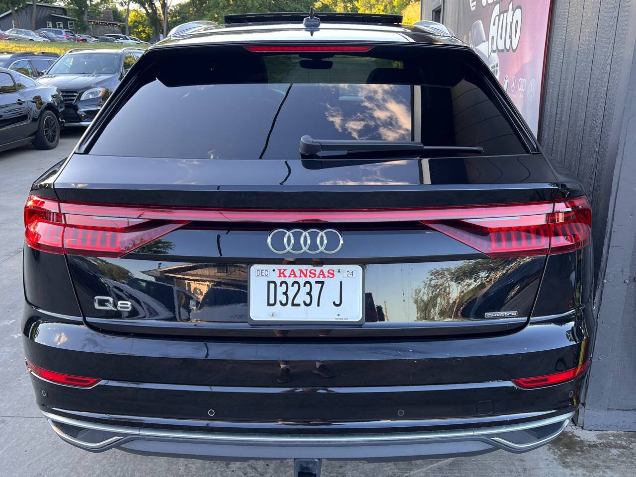 Used 2019 Audi Q8 Prestige AWD/4WD image 7