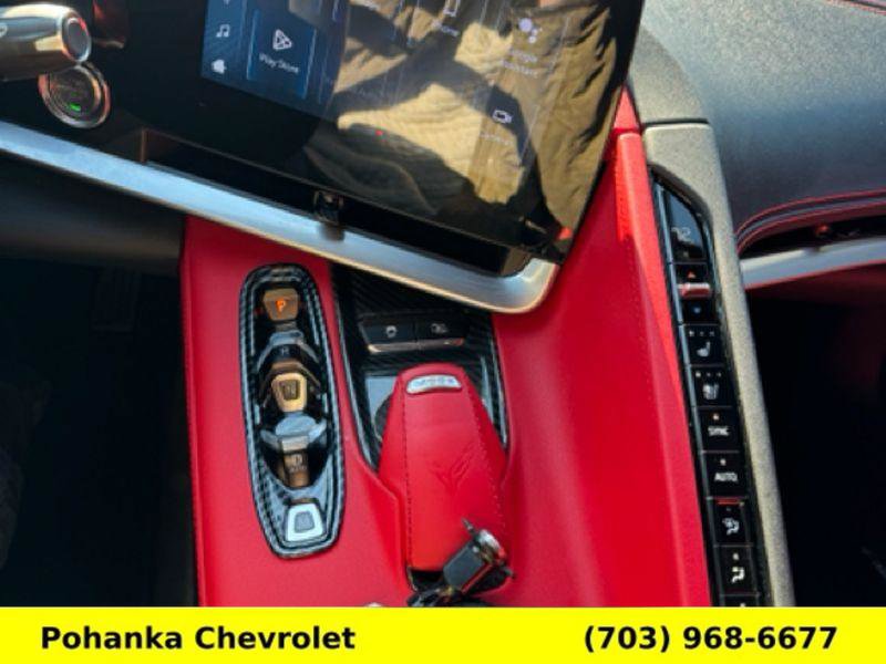 Used 2024 Chevrolet Corvette Stingray Preferred Cpe w/ 2LT image 16
