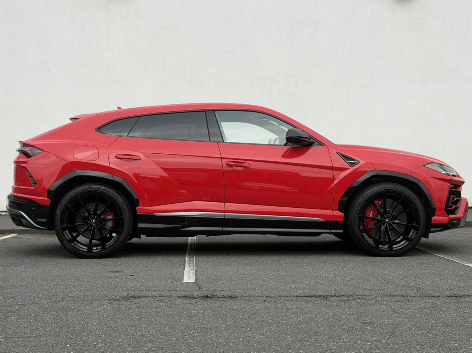 Used 2020 Lamborghini Urus image 8