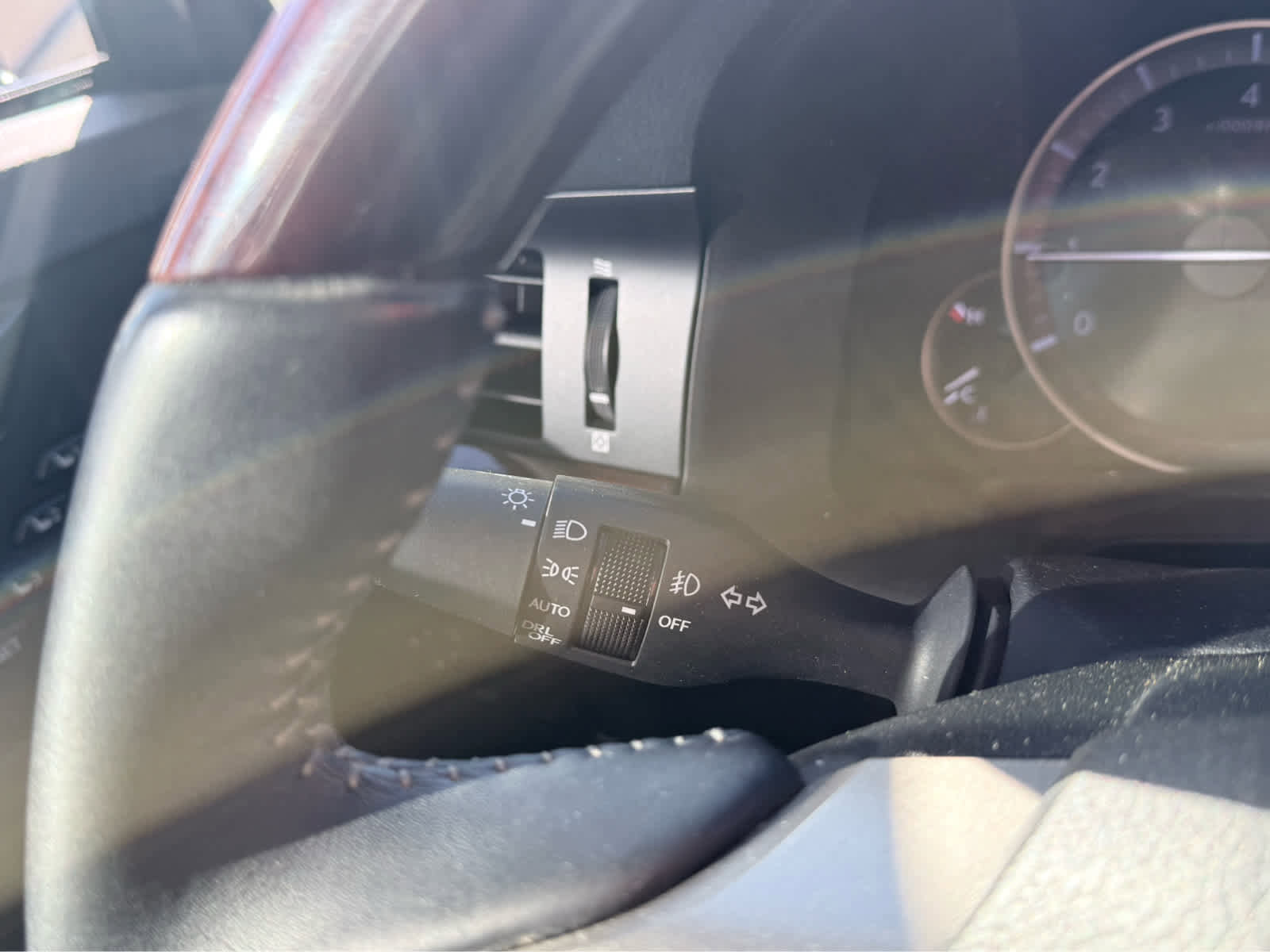 Used 2016 Lexus ES 350 w/ Navigation System Package image 19