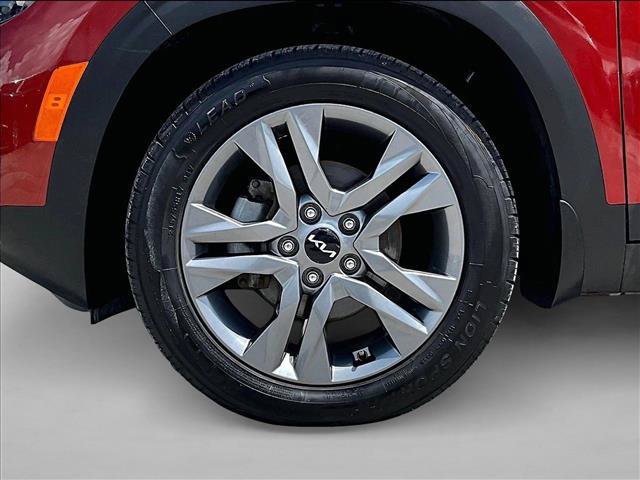 Used 2022 Kia Seltos S FWD image 10