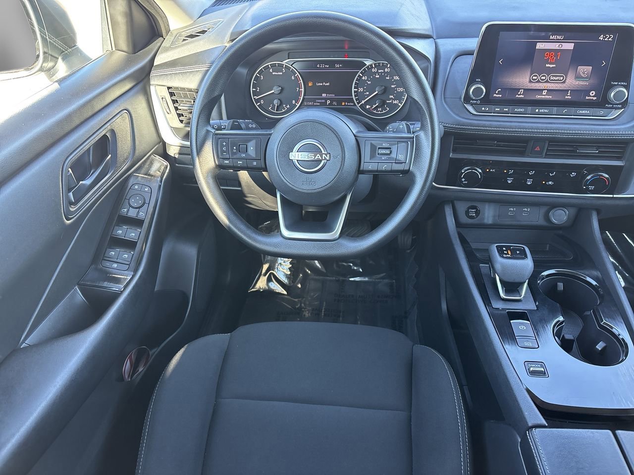 Used 2024 Nissan Rogue S image 12