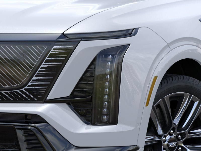 New 2026 Cadillac Vistiq Luxury w/ LPO, Floor Liner Package AWD/4WD image 10