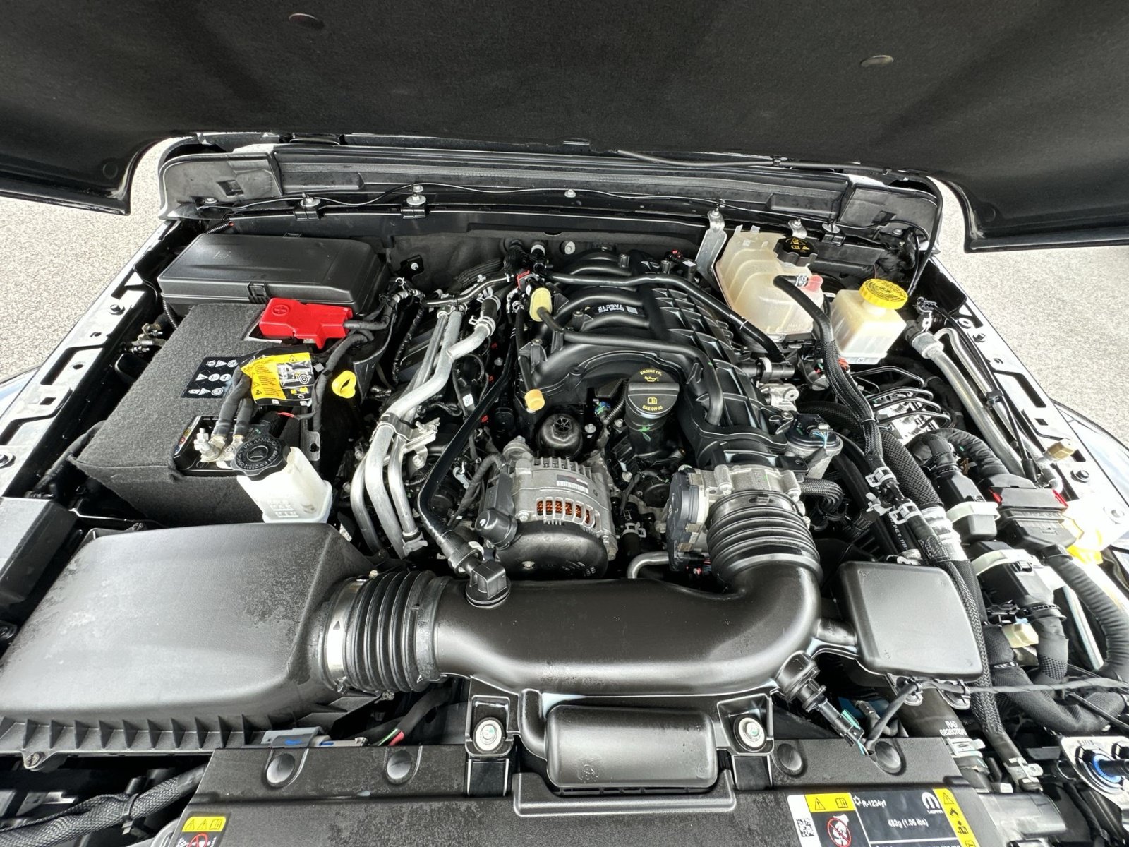 Used 2023 Jeep Gladiator Sport AWD/4WD image 35