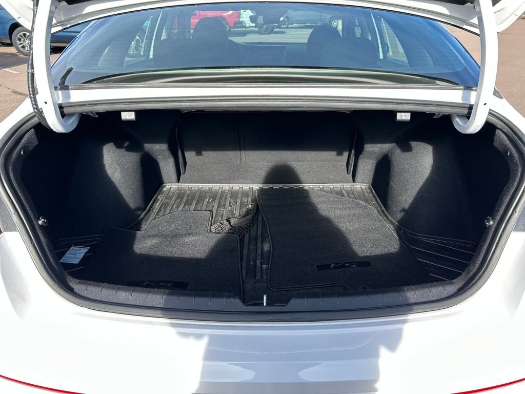 Used 2022 Kia K5 LXS image 5