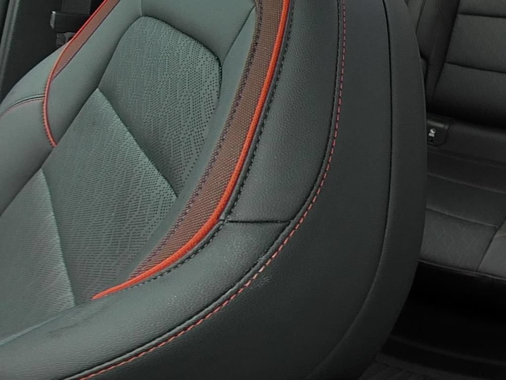 Certified 2025 Chevrolet Equinox RS w/ Safety and Technology Package FWD image 15