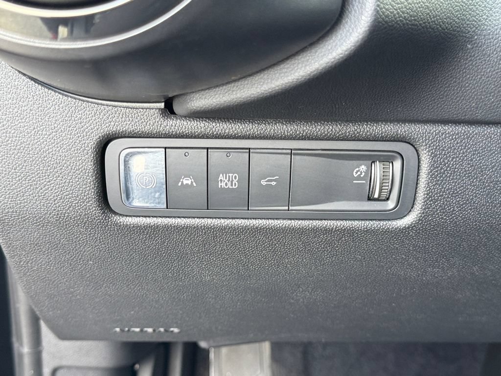Used 2024 Chevrolet Equinox EV RS FWD image 22