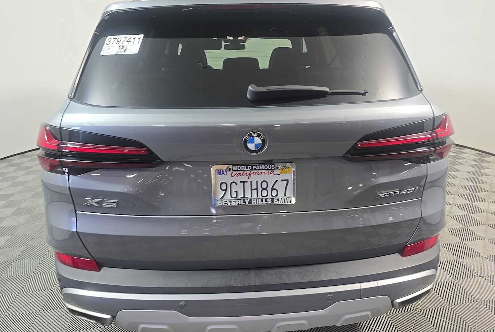 Used 2024 BMW X5 xDrive40i w/ Premium Package AWD/4WD image 5