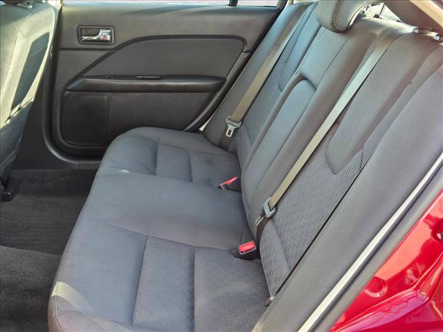 Used 2011 Ford Fusion SE image 18