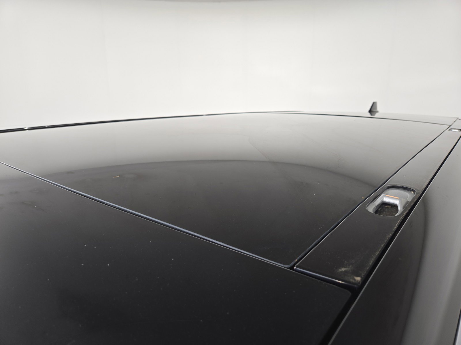 Used 2023 Rivian R1S Launch Edition AWD/4WD image 13