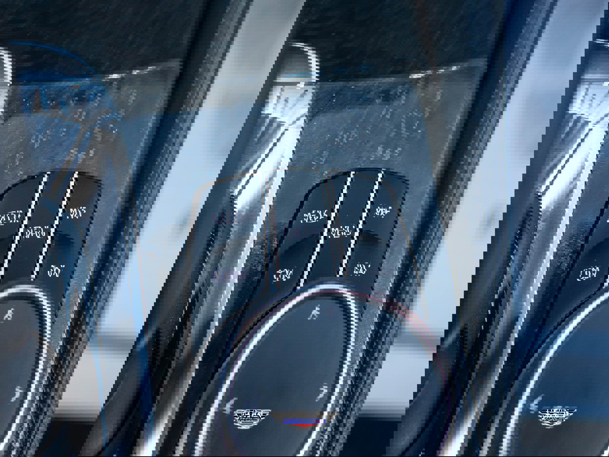 Used 2019 BMW 540i w/ M Sport Package image 37