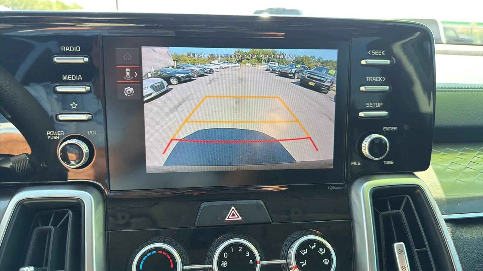 Used 2023 Kia Sorento LX FWD image 17