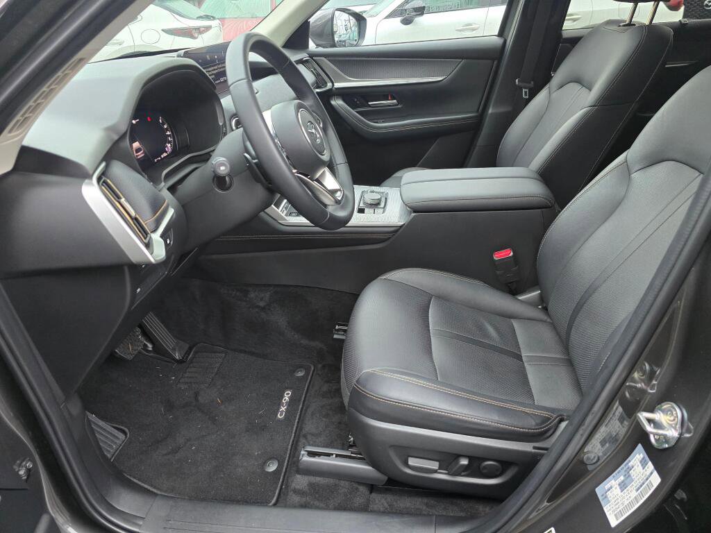 Certified 2024 MAZDA CX-90 Plug-In Hybrid w/ Preferred image 25