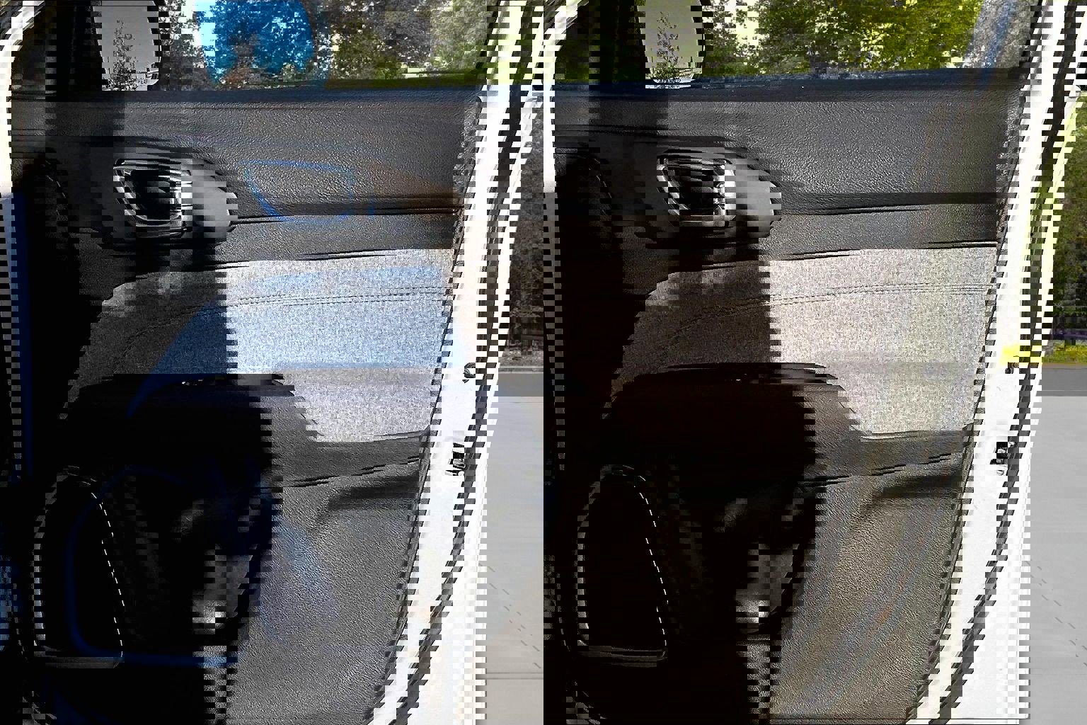 Used 2024 Jeep Compass Latitude image 31