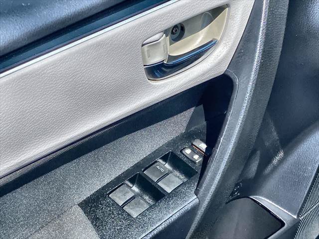Certified 2017 Toyota Corolla LE FWD image 13