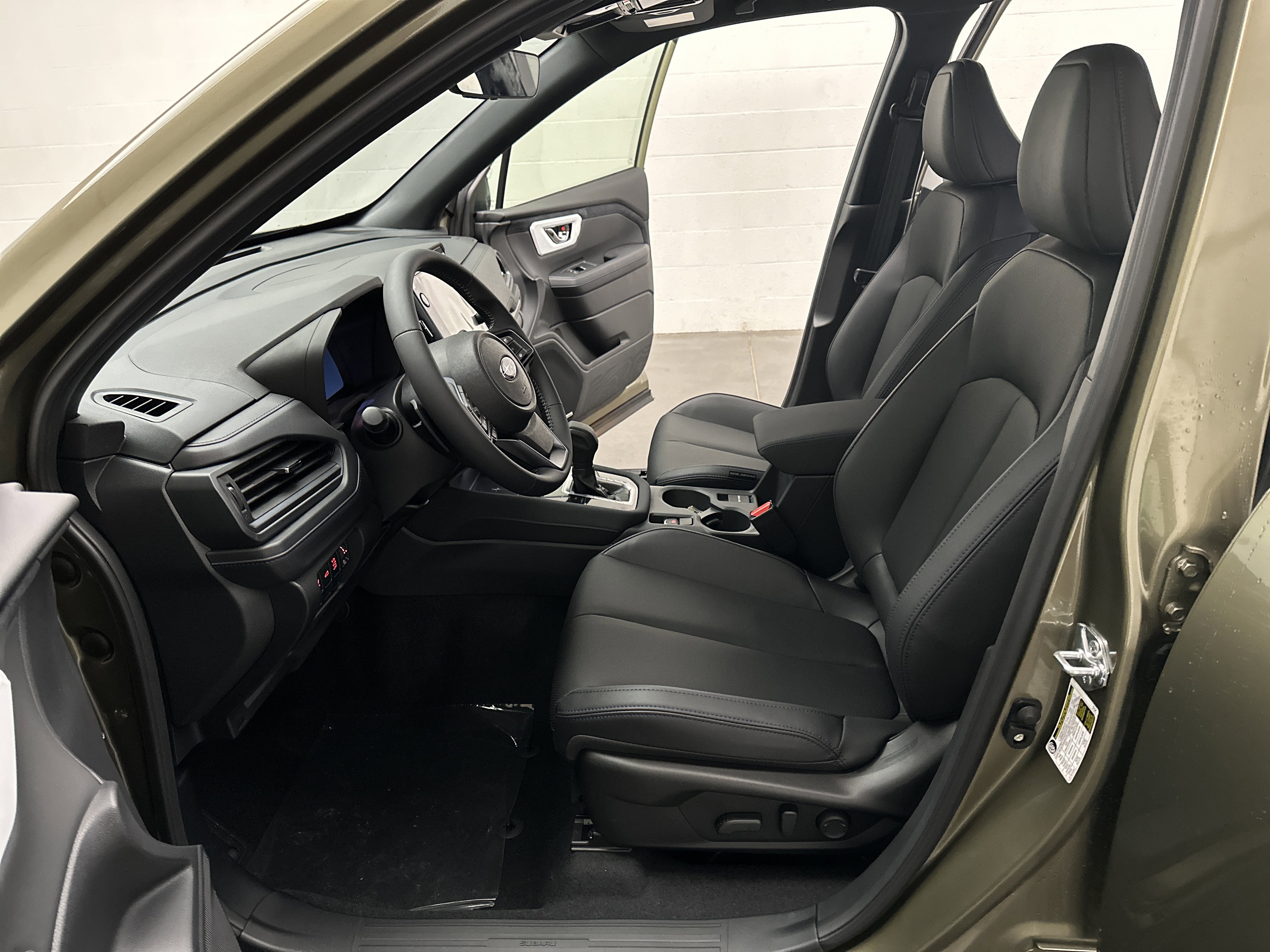 New 2025 Subaru Forester Limited image 17