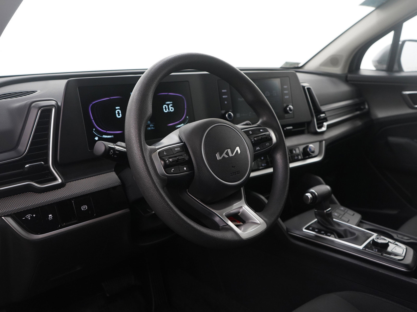 Used 2024 Kia Sportage LX image 20