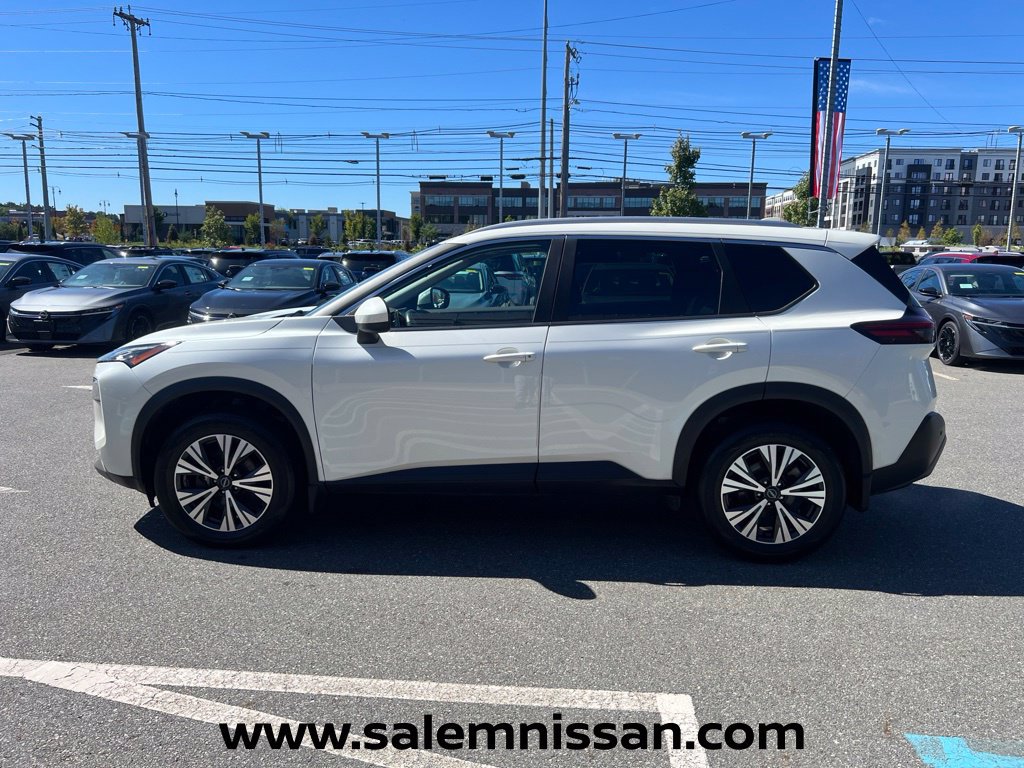 Used 2023 Nissan Rogue SV w/ SV Premium B Package AWD/4WD image 4