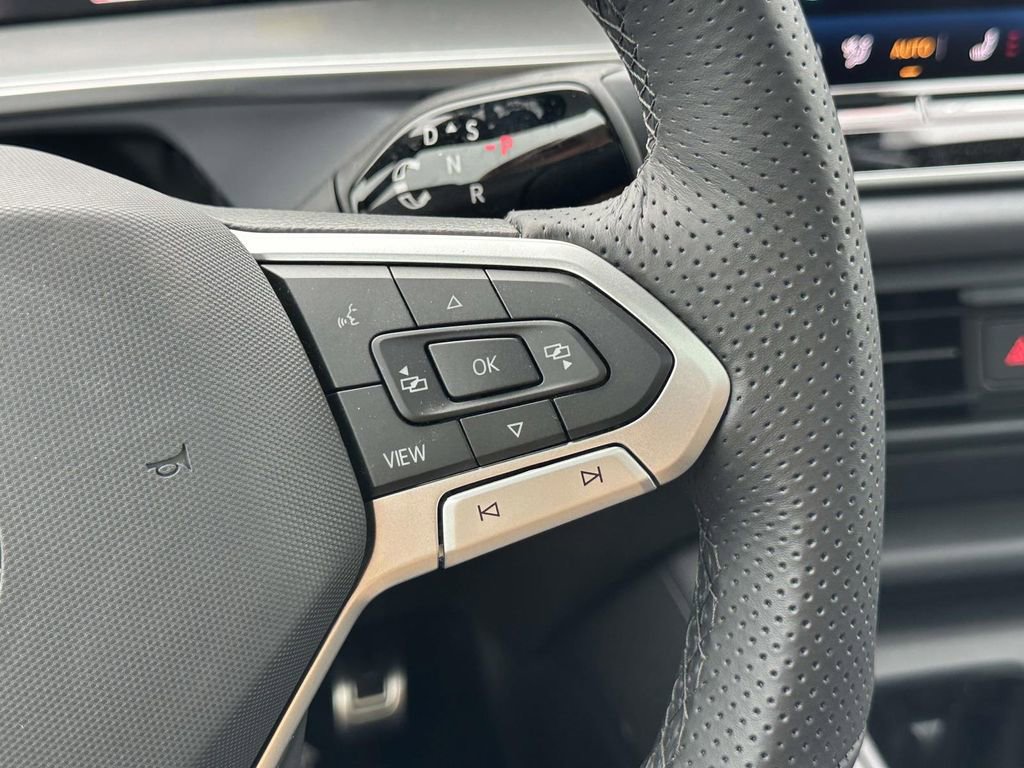 New 2026 Volkswagen Tiguan SE R-Line AWD/4WD image 19