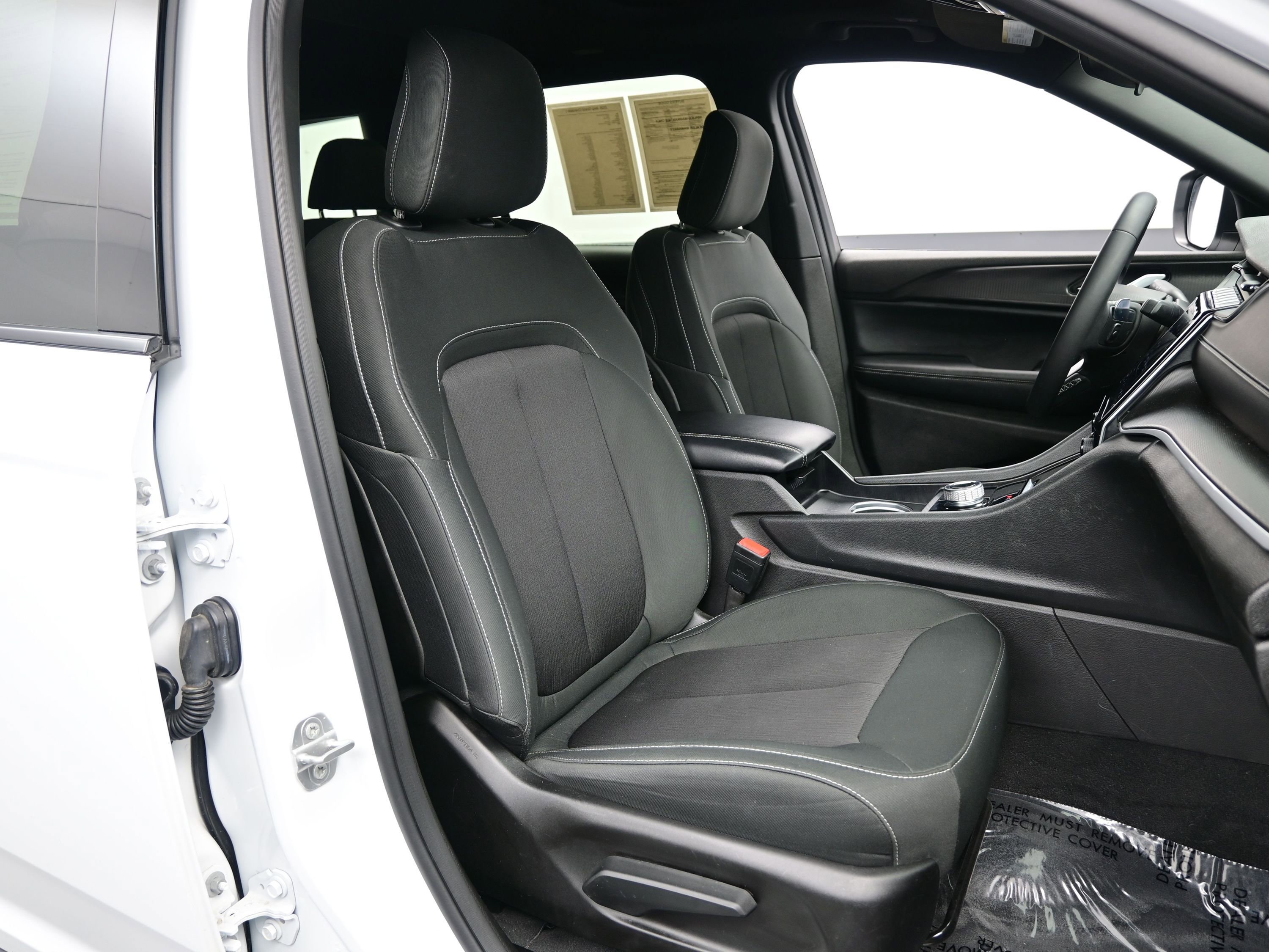 Used 2025 Jeep Grand Cherokee L Laredo w/ Trailer Tow Package image 14