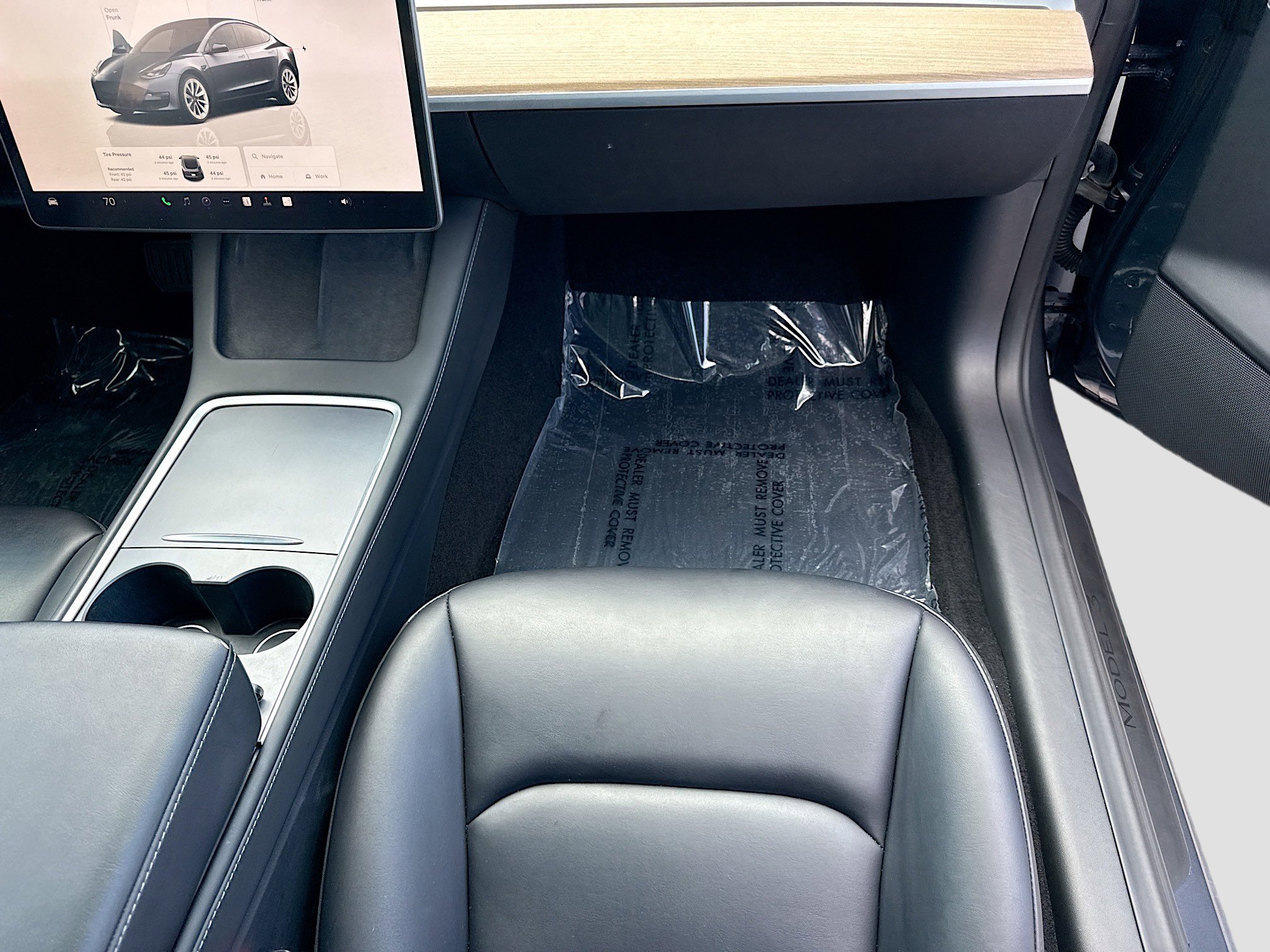 Used 2023 Tesla Model 3 Standard Range image 17