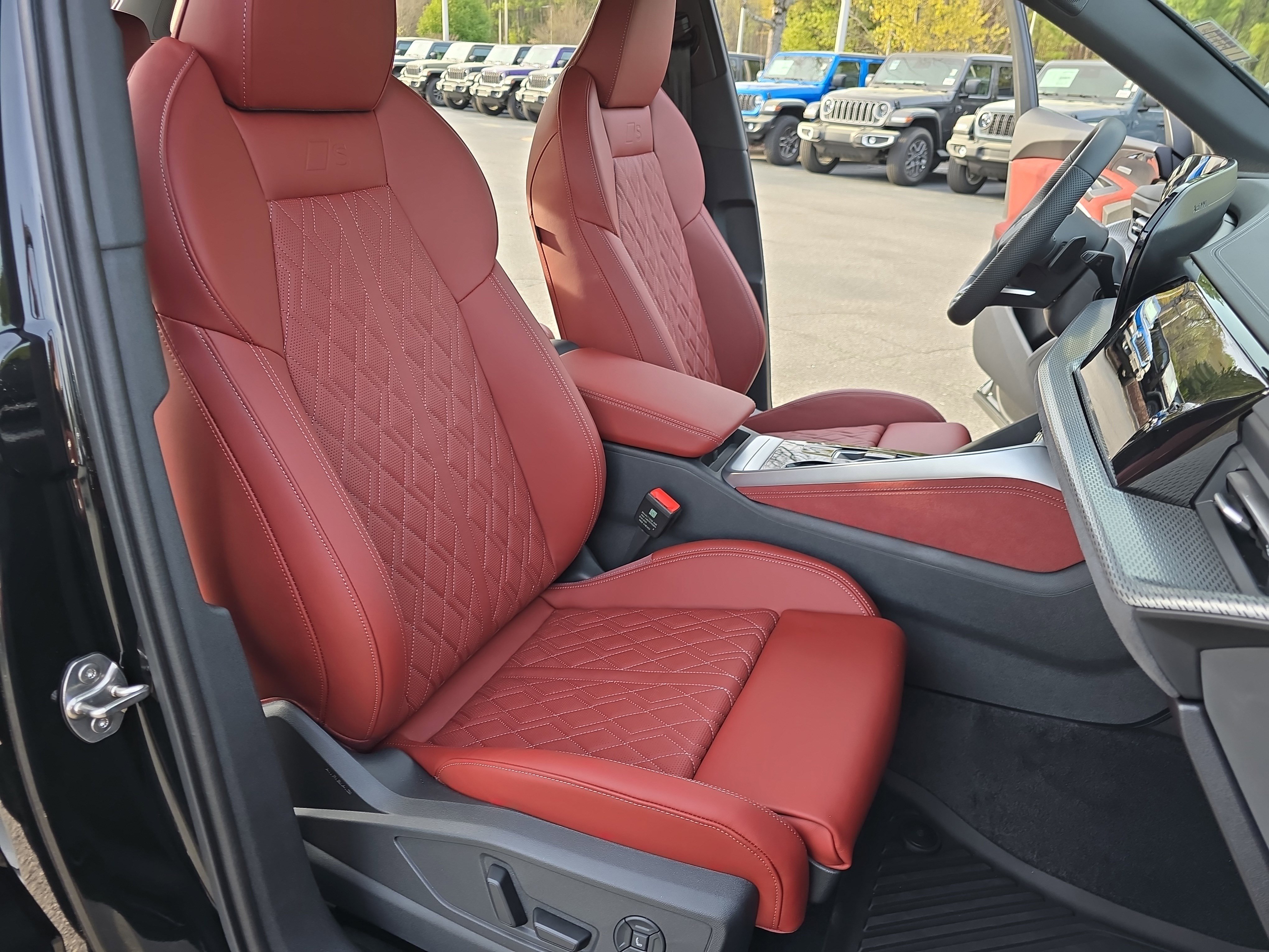 New 2025 Audi SQ5 Premium Plus image 10