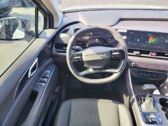 New 2027 Kia Carnival SX FWD image 13
