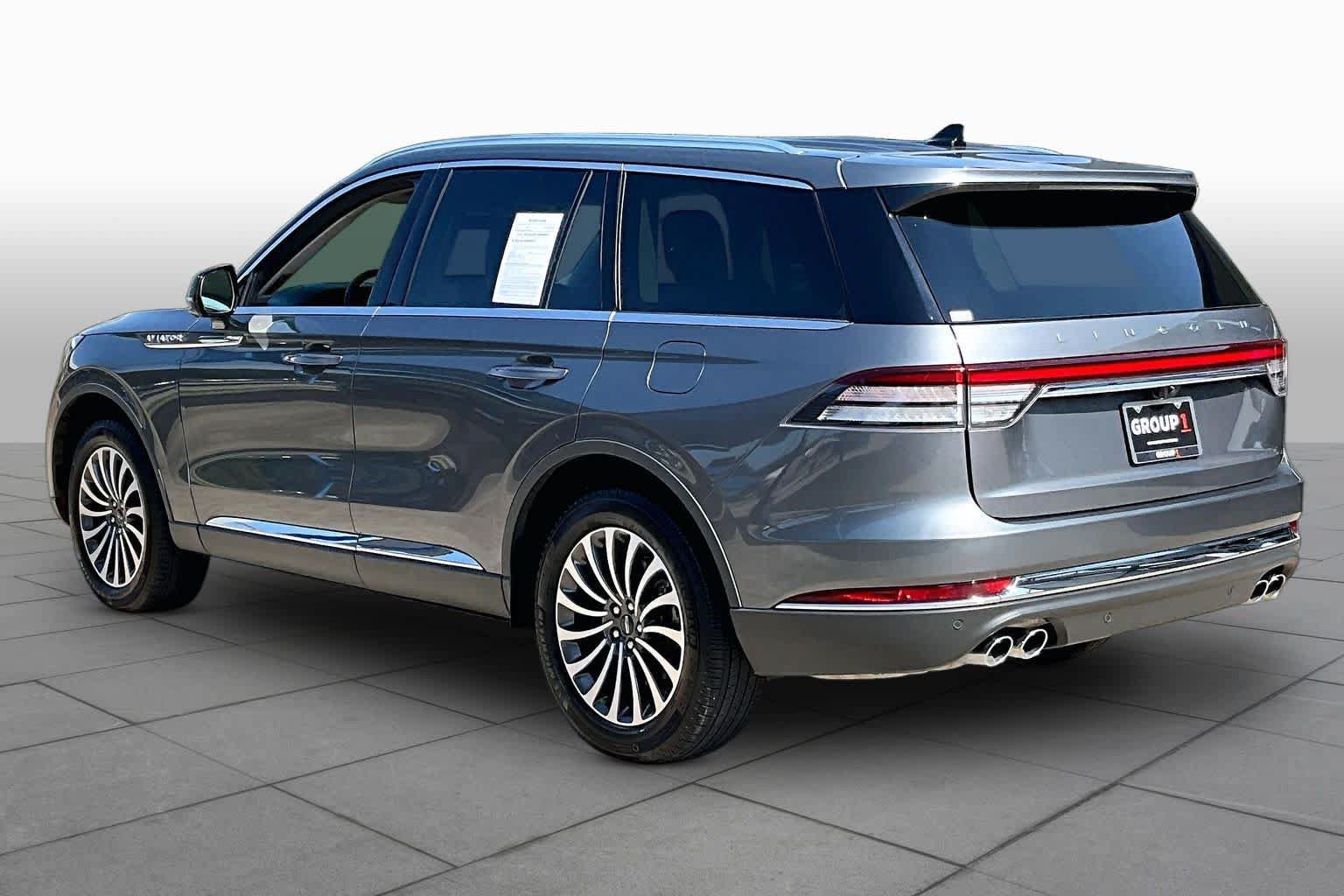 Used 2024 Lincoln Aviator Reserve AWD/4WD image 22