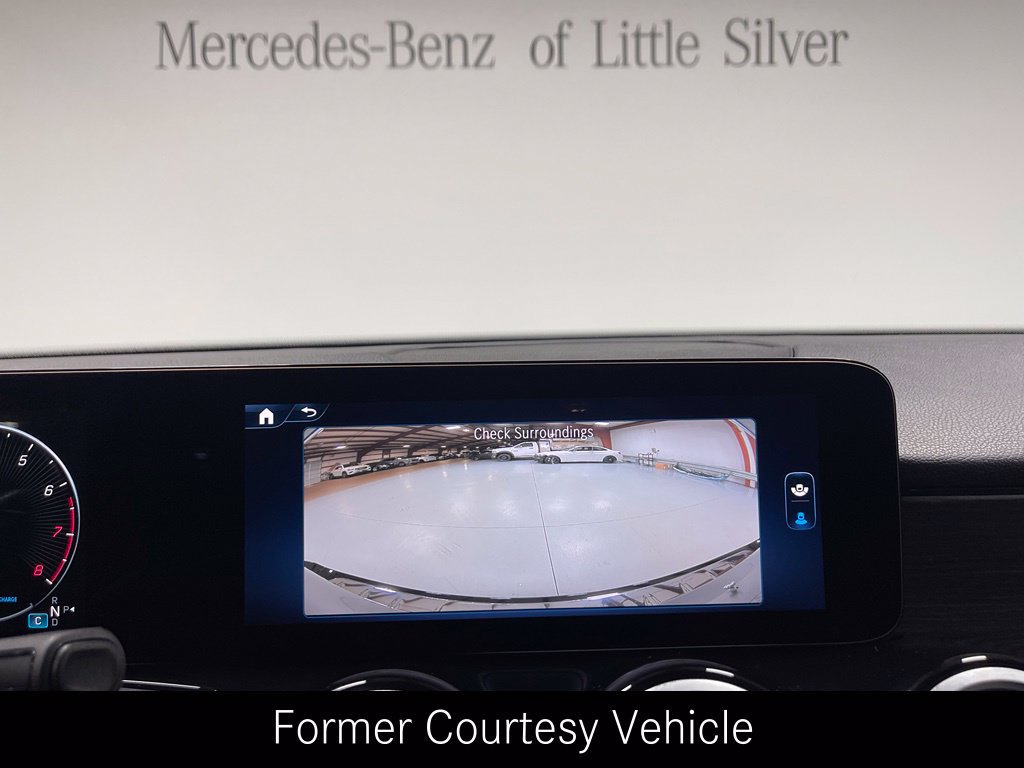 Used 2026 Mercedes-Benz GLB 250 4MATIC image 33
