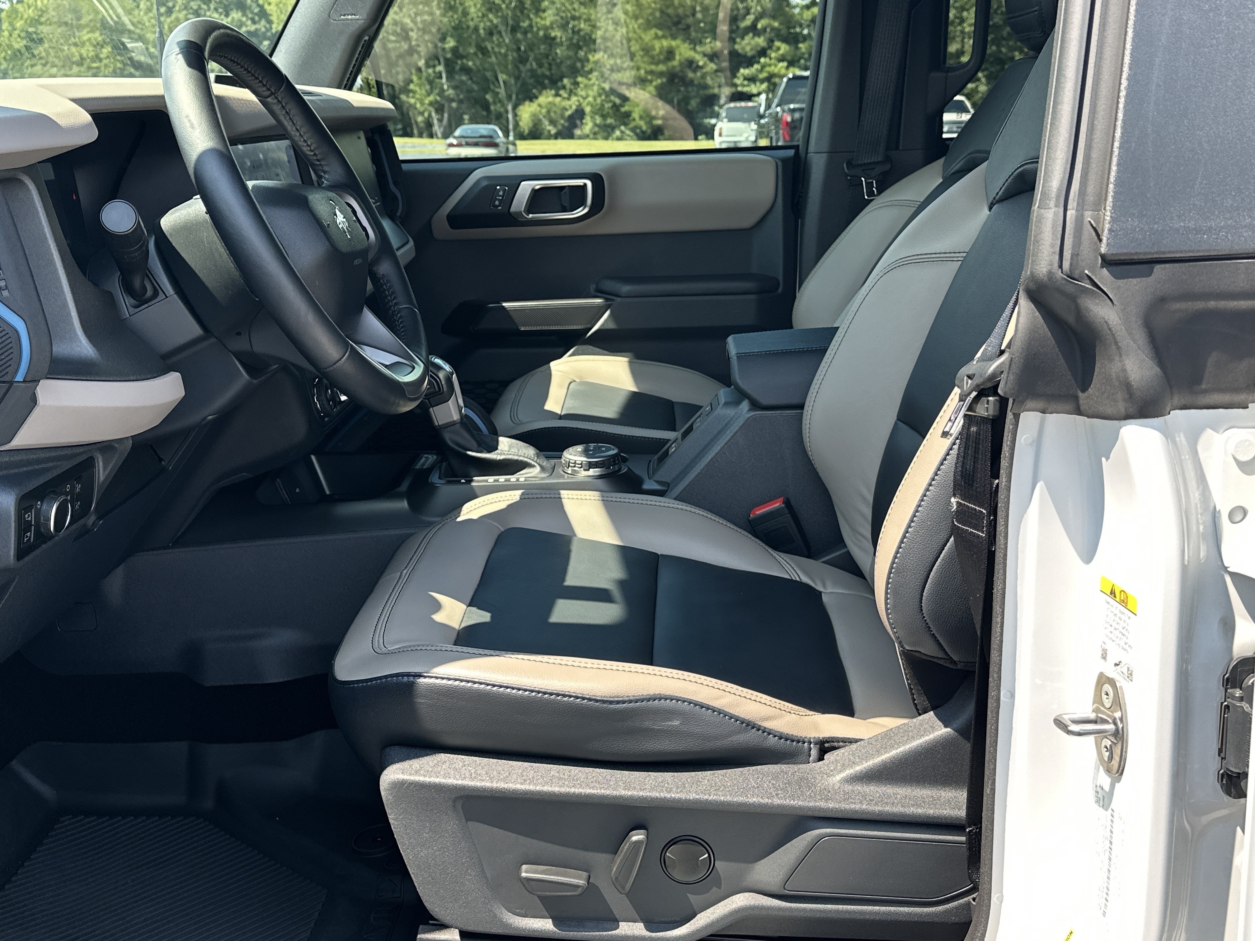 Used 2024 Ford Bronco Wildtrak AWD/4WD image 9