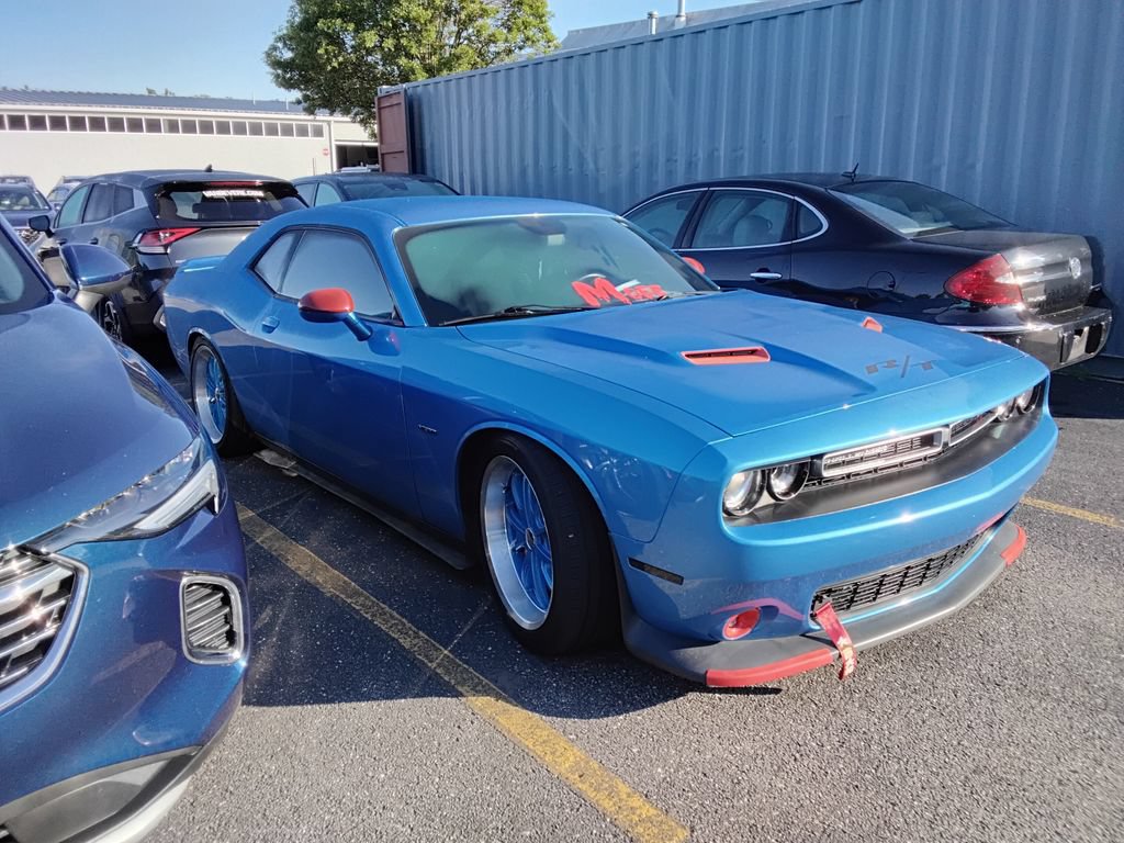 Used 2015 Dodge Challenger R/T w/ Quick Order Package 22B R/T RWD image 11
