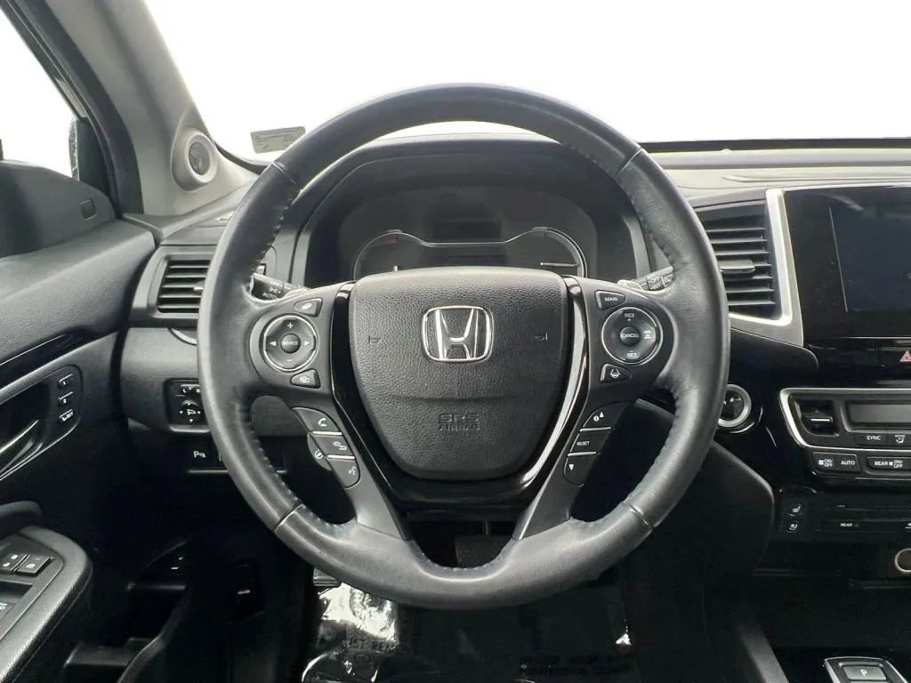 Used 2017 Honda Pilot Elite image 12