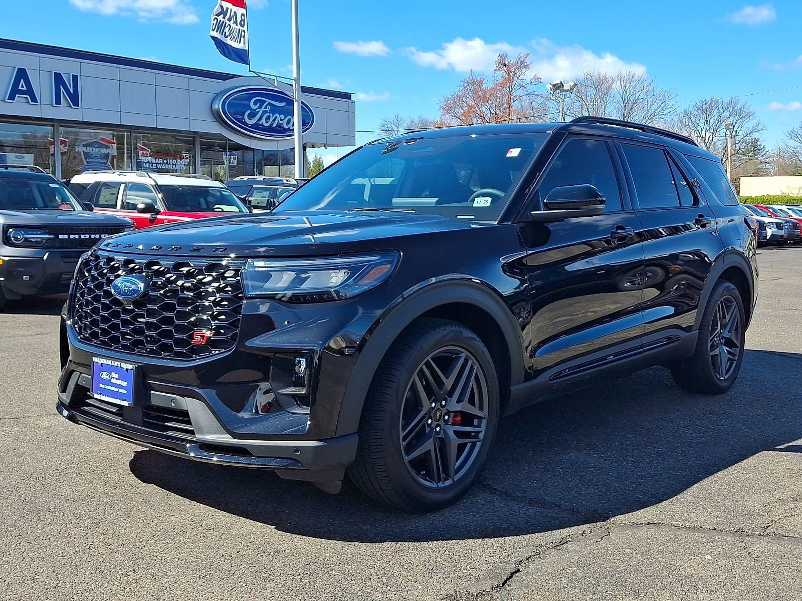 Used 2025 Ford Explorer ST w/ Sun And Sound Package image 3