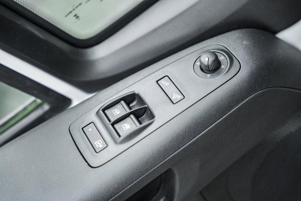 New 2025 RAM ProMaster 3500 w/ Quick Order Package 22G SLT image 30