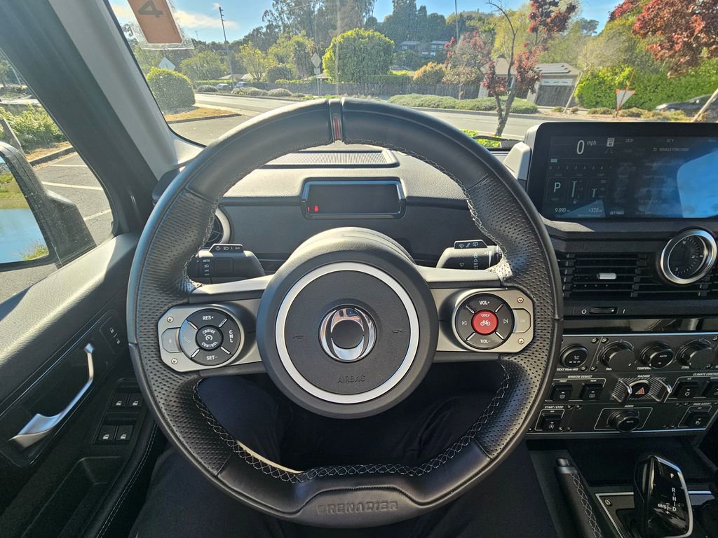 Used 2024 INEOS Grenadier image 9