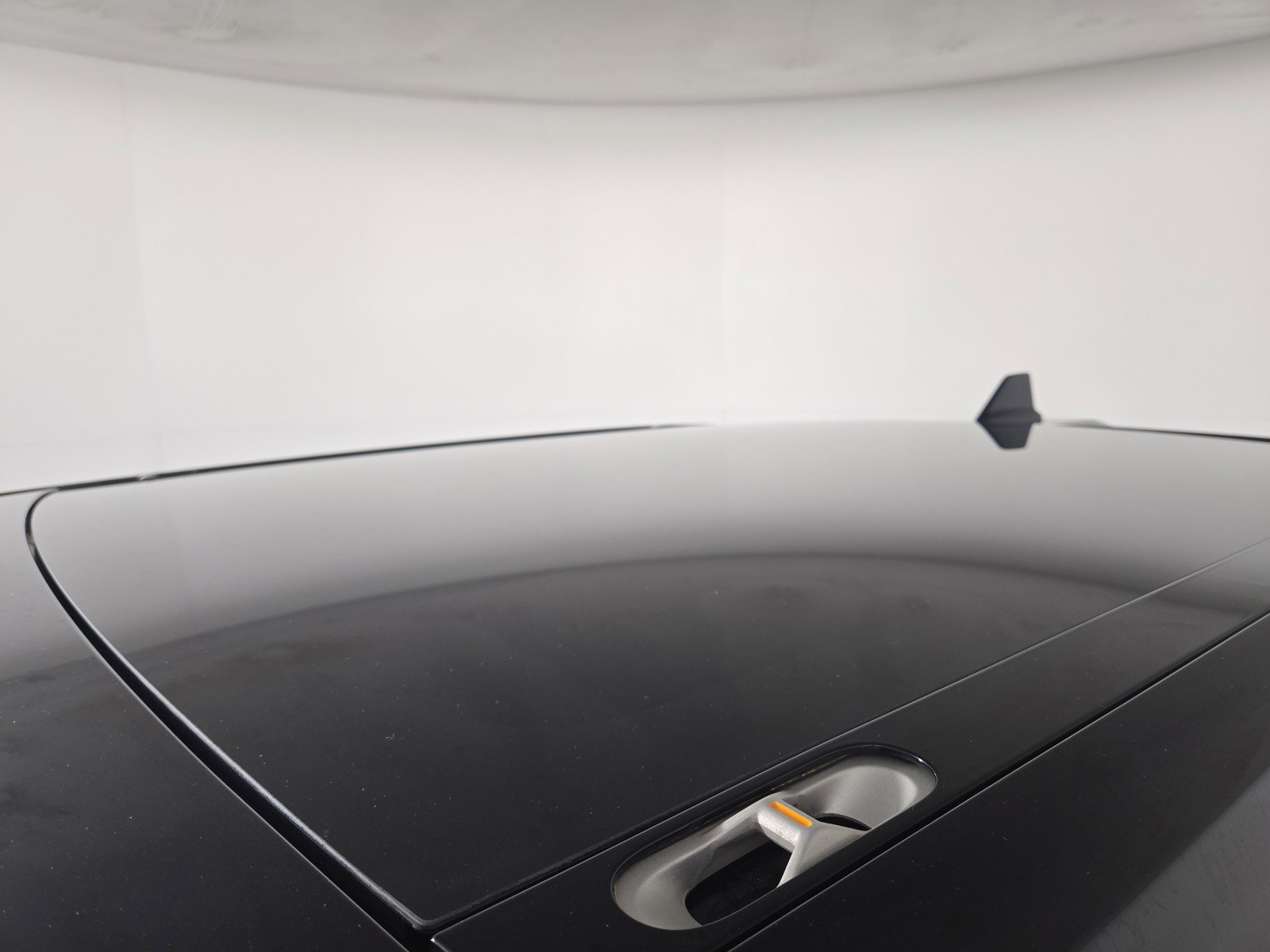 Used 2024 Rivian R1T Adventure image 13