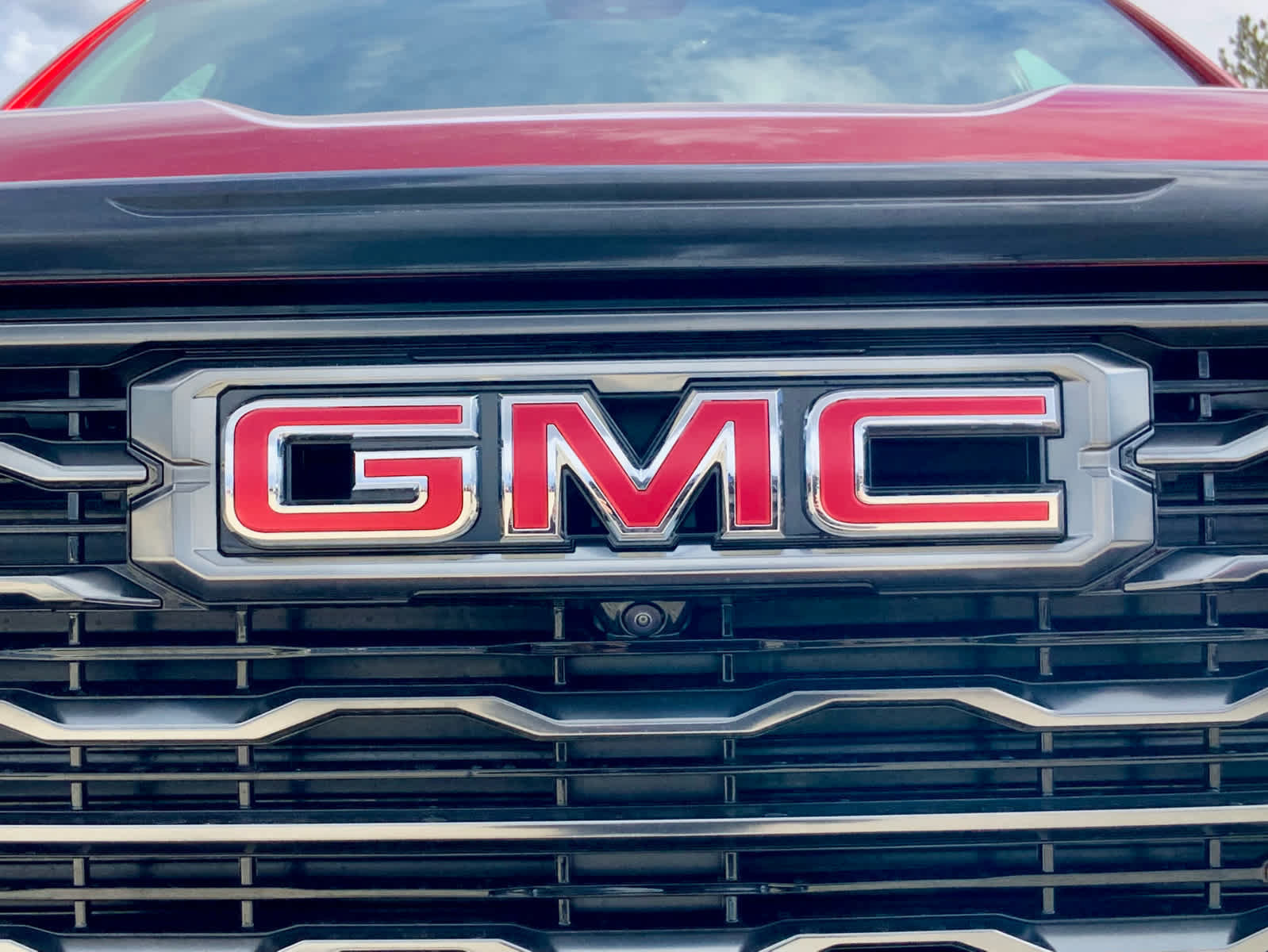 New 2026 GMC Acadia AT4 w/ LPO, Floor Liner Package AWD/4WD image 16