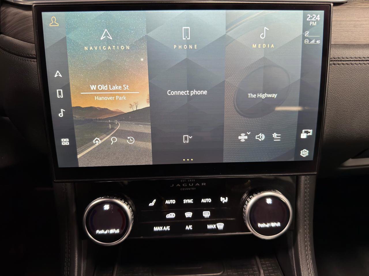 Used 2023 Jaguar F-PACE S AWD/4WD image 19