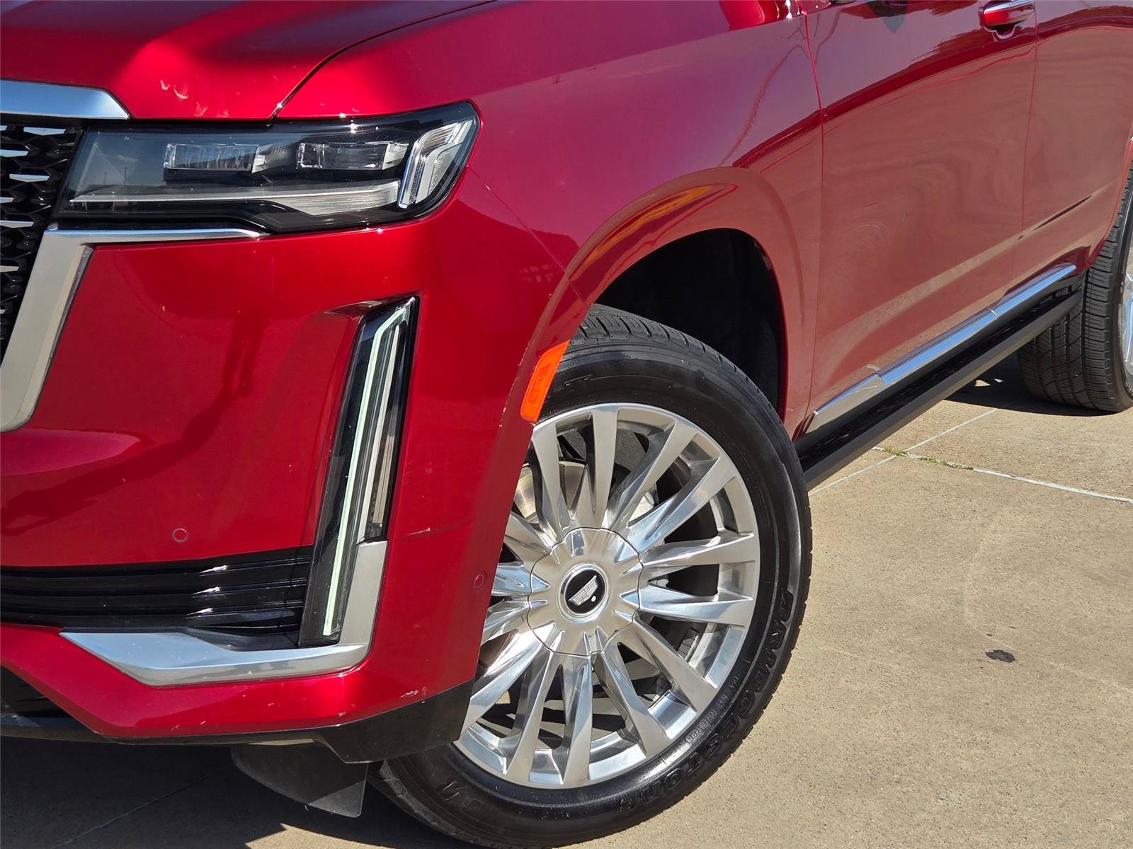 Used 2021 Cadillac Escalade Premium Luxury w/ Driver Assist Tech Package AWD/4WD image 7