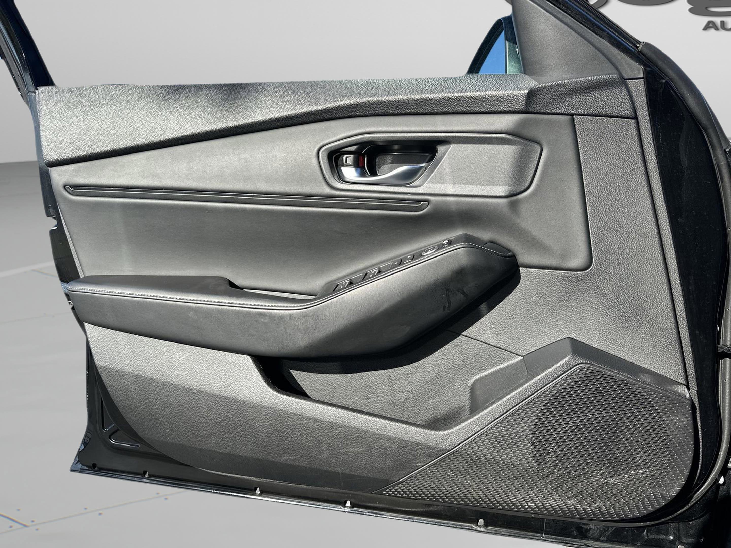 Used 2023 Honda Accord Sport image 16