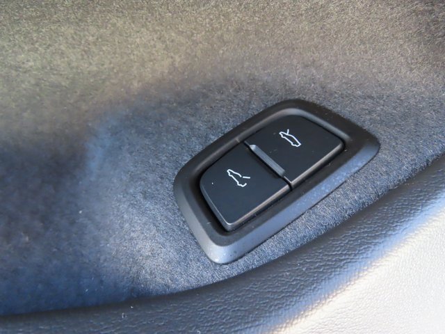 Certified 2024 Chevrolet Corvette Stingray Preferred Cpe w/ Stealth Interior Trim Package image 14