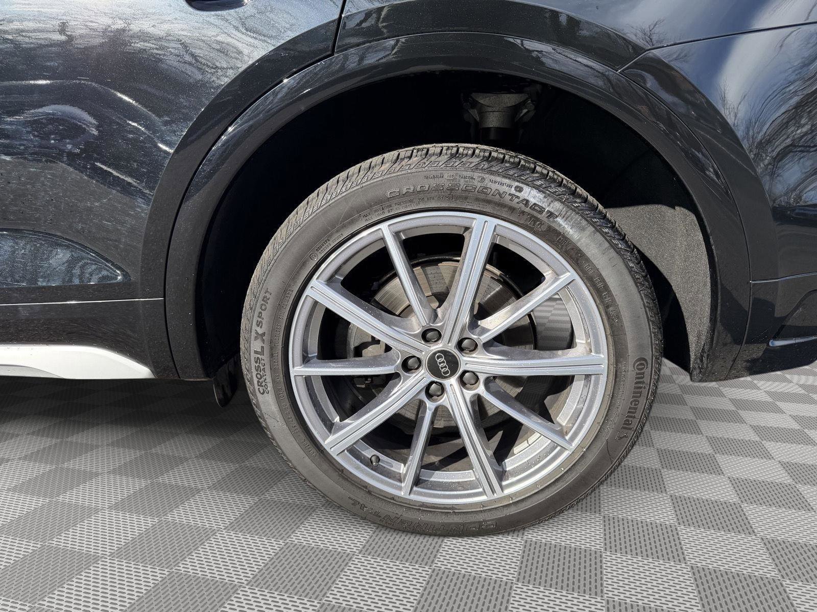 Used 2023 Audi SQ5 Premium Plus w/ Premium Plus Package image 8