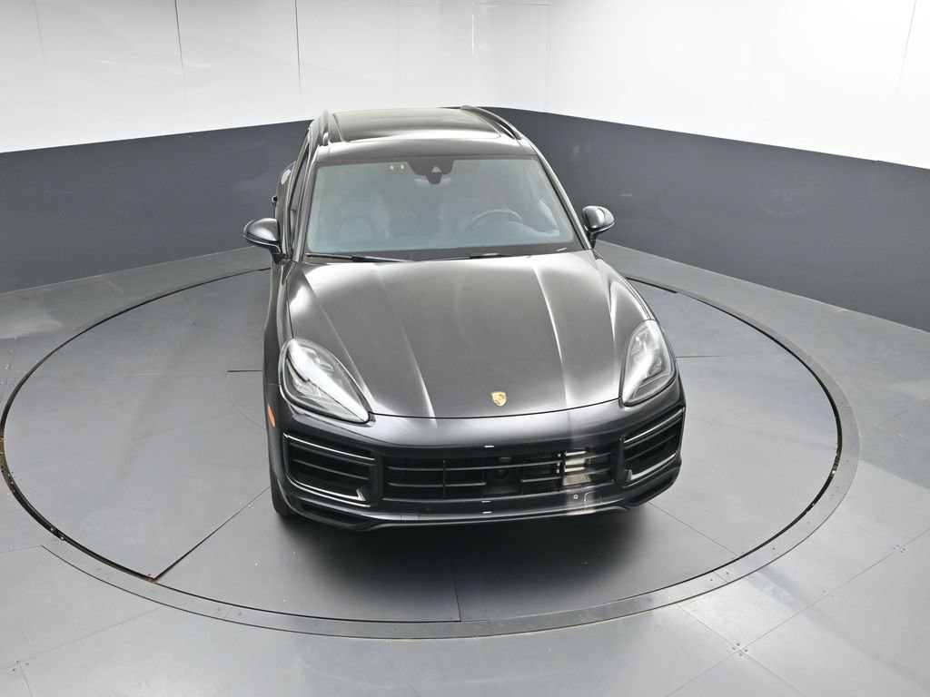 Certified 2022 Porsche Cayenne Turbo S image 40