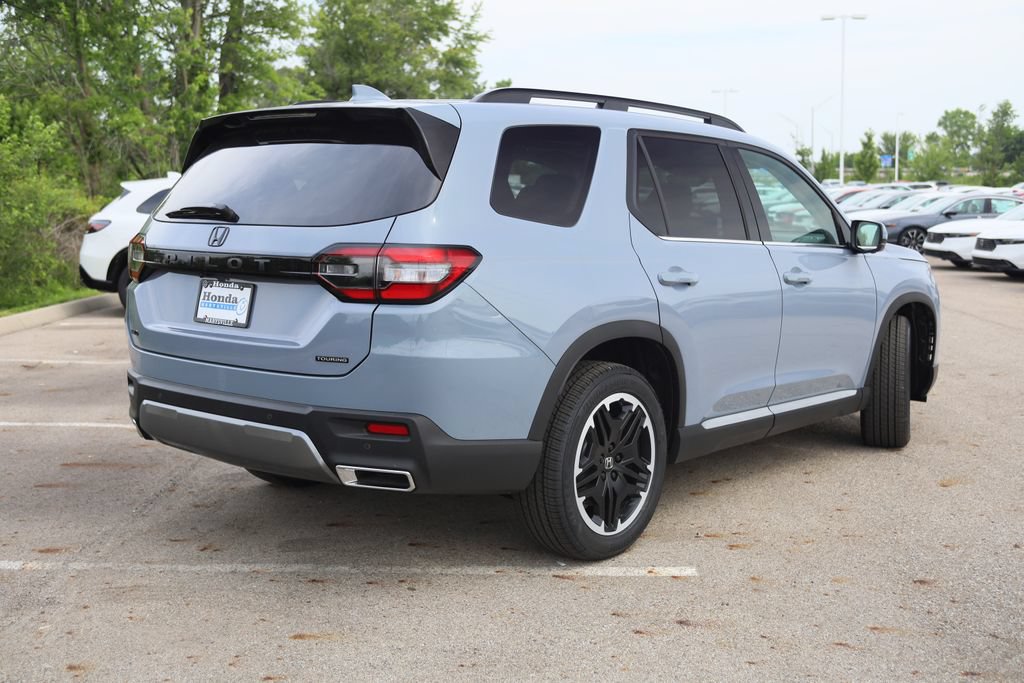 New 2026 Honda Pilot Touring image 6