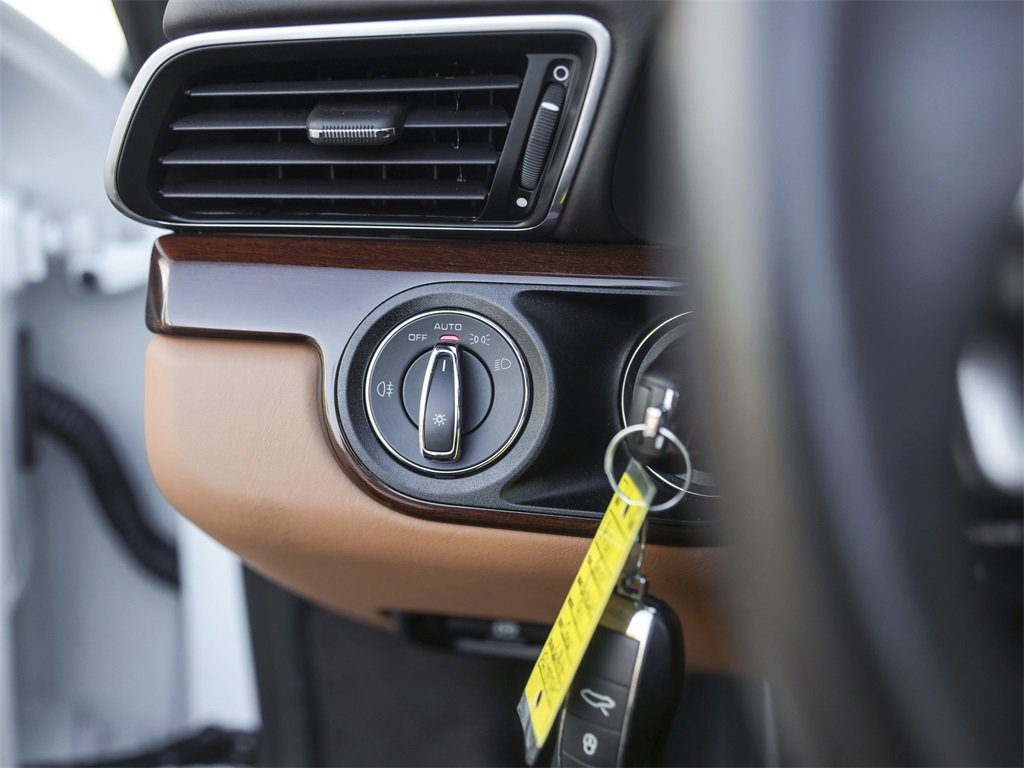 Certified 2015 Porsche 911 Turbo image 25