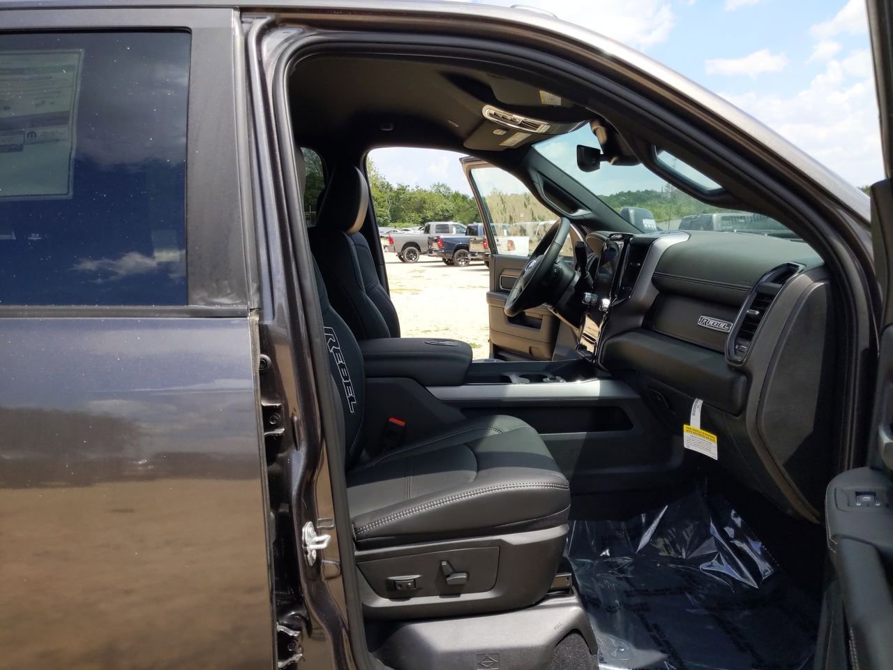 New 2026 RAM 2500 Rebel w/ Rebel Level 1 Equipment Group image 28