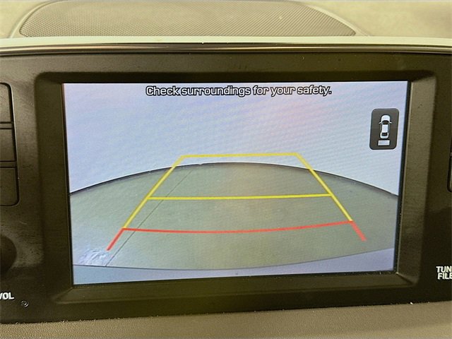 Used 2019 Hyundai Santa Fe Limited image 11