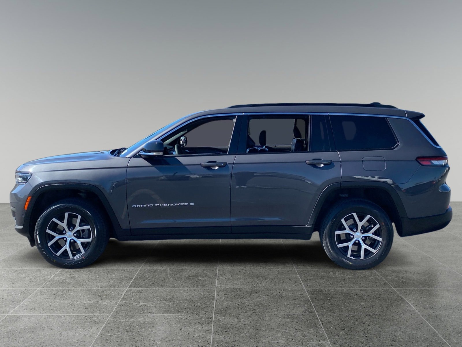 Used 2024 Jeep Grand Cherokee L Limited w/ Luxury Tech Group II AWD/4WD image 2