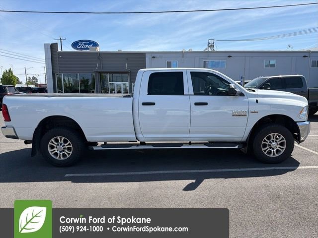 Used 2017 RAM 3500 Tradesman w/ Chrome Appearance Group AWD/4WD image 9